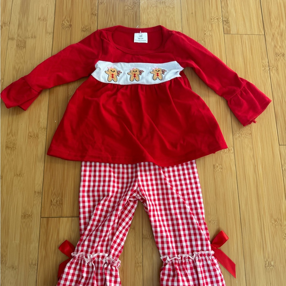 Gingerbread Christmas outfit 3-6 months. NWT